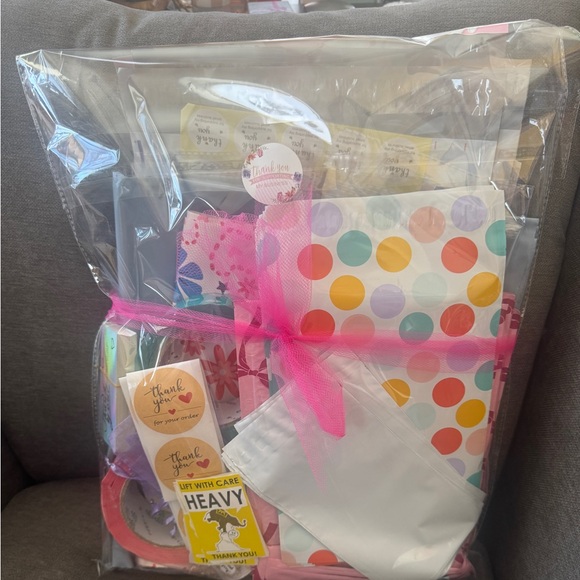 Mystery Seller Supply Bundles - Picture 4 of 8